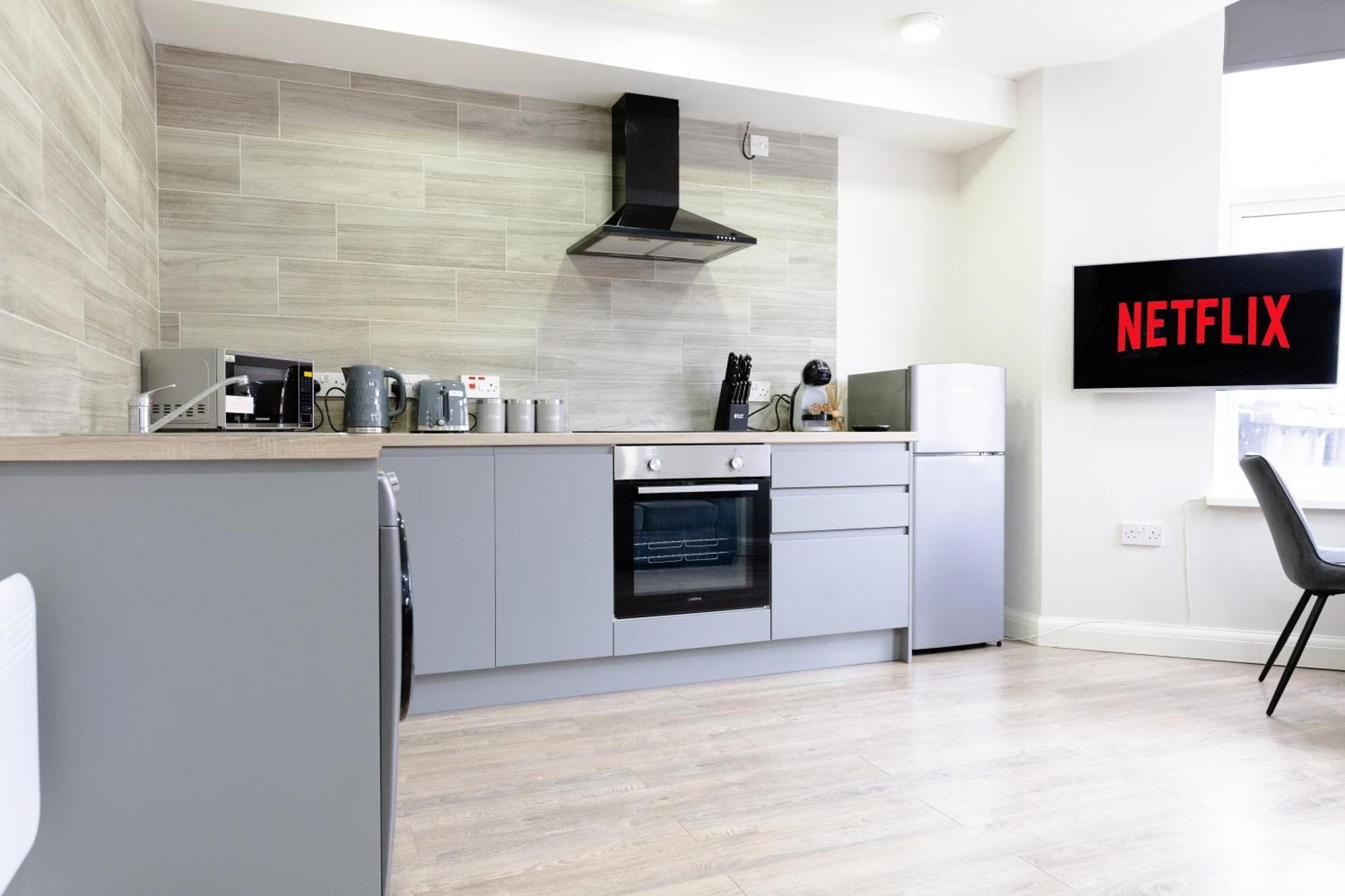 Modern Apartments Near Cardiff City Centre Extérieur photo